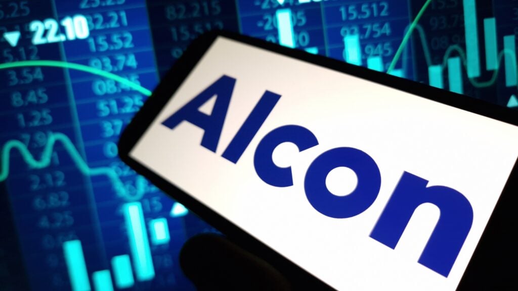 STAAR Surgical's Top Investors Reject Sweetened Alcon Offer, Cite Flawed Sale Process