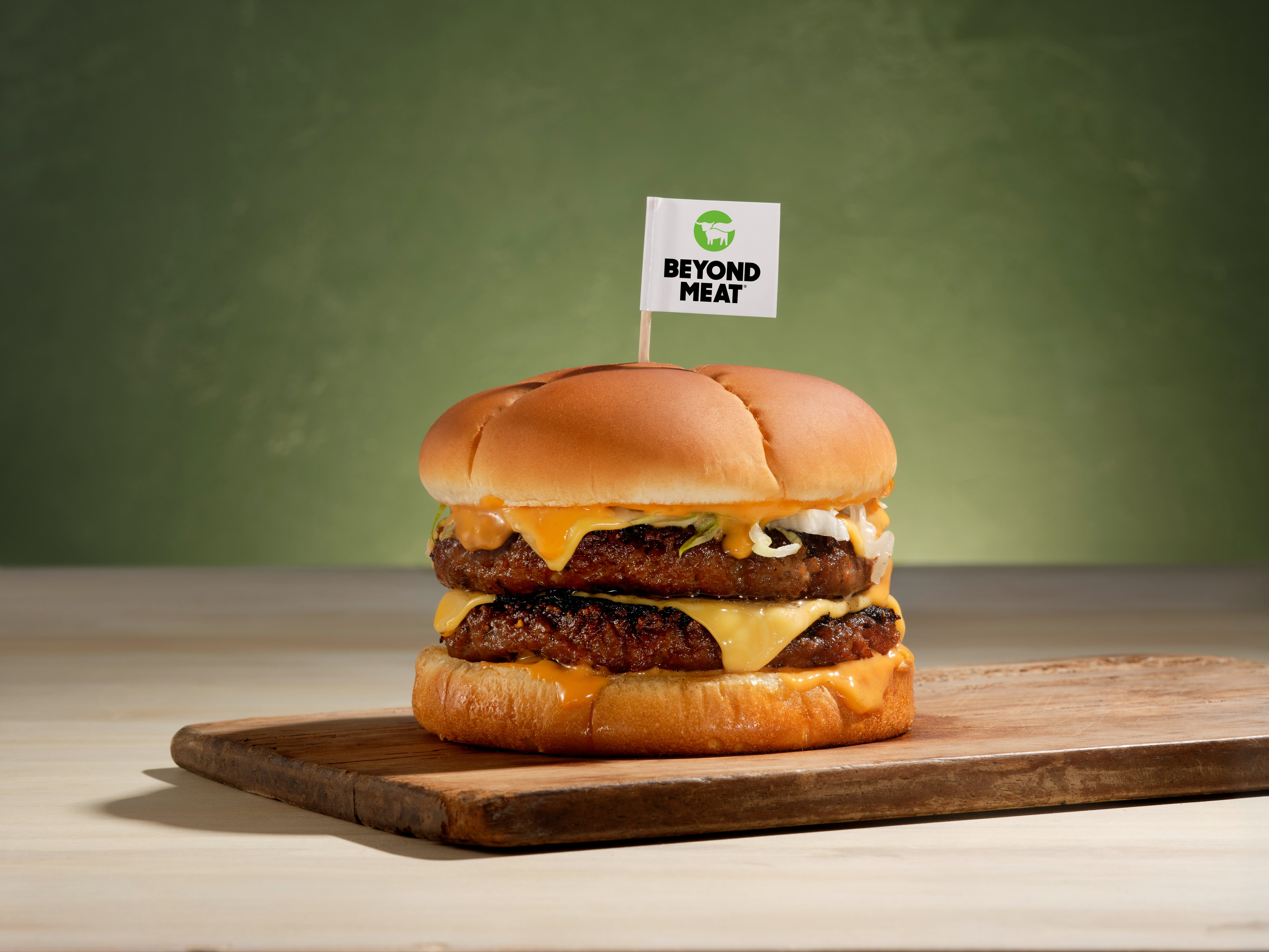Sinking 77%, Beyond Meat Stock Seems Like a Bad Buy