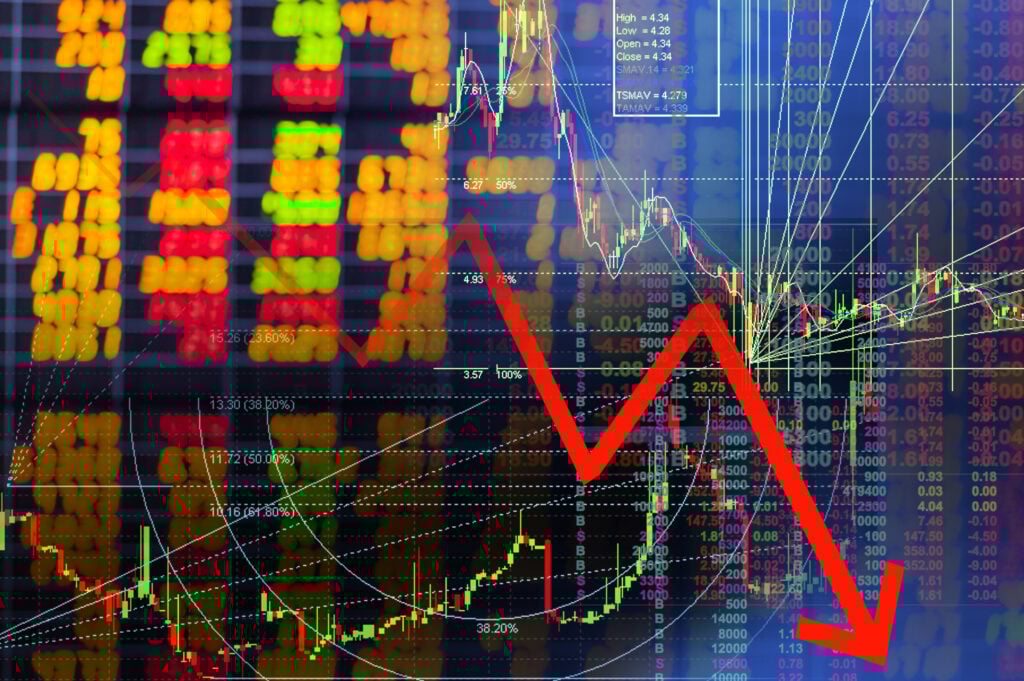 Stock Market Today: Dow Futures Pare Losses As Investors Await Fed's Preferred Inflation Data— Netflix Inks $82.7B Deal For Warner Bros (UPDATED)