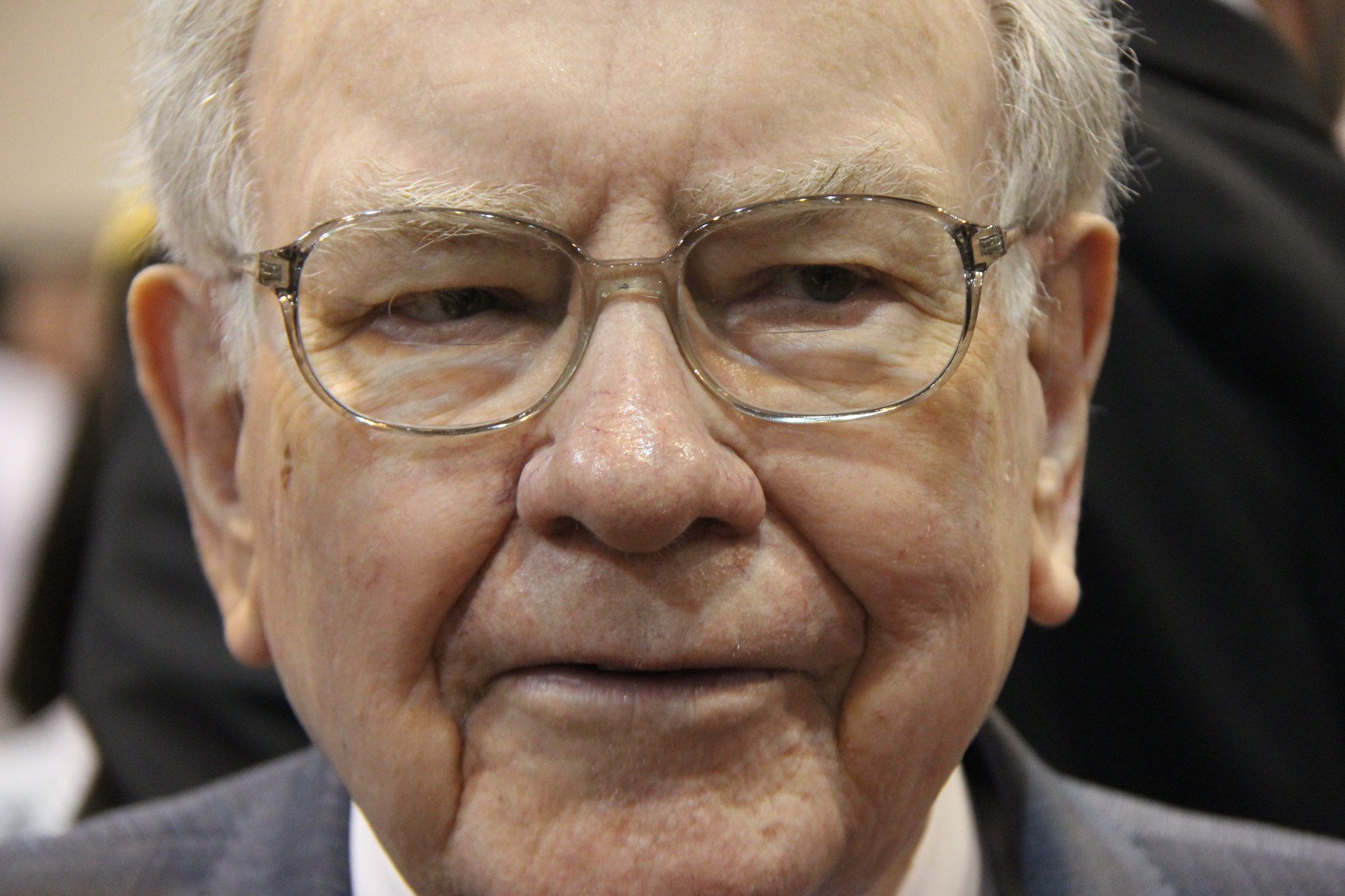 Billionaire Warren Buffett's $184 Billion Warning to Wall Street Has Hit a Deafening Roar