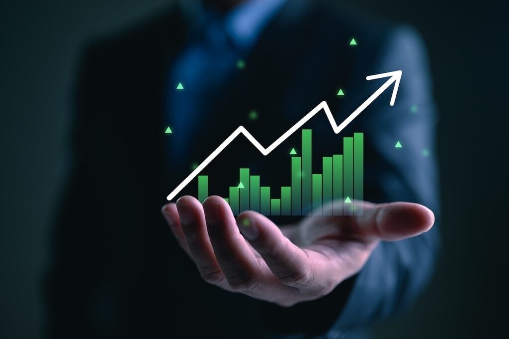 S&P 500 Tops 6,900 Ahead Fed Rate Move, Gold Reclaims $4,000: What's Moving Markets Wednesday?