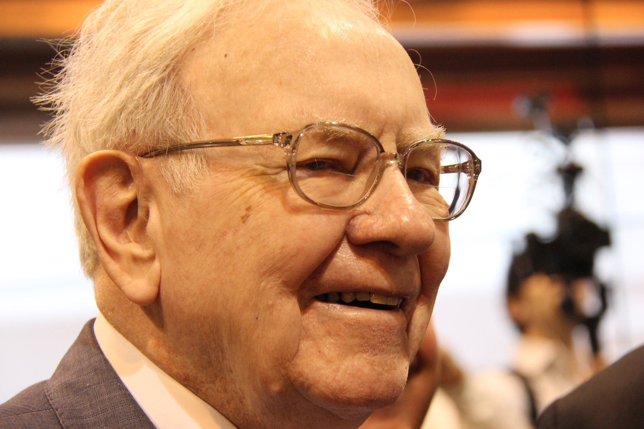 Warren Buffett Is 2 Months From Retirement -- but He's Still Buying Shares of This Historically Cheap Legal Monopoly