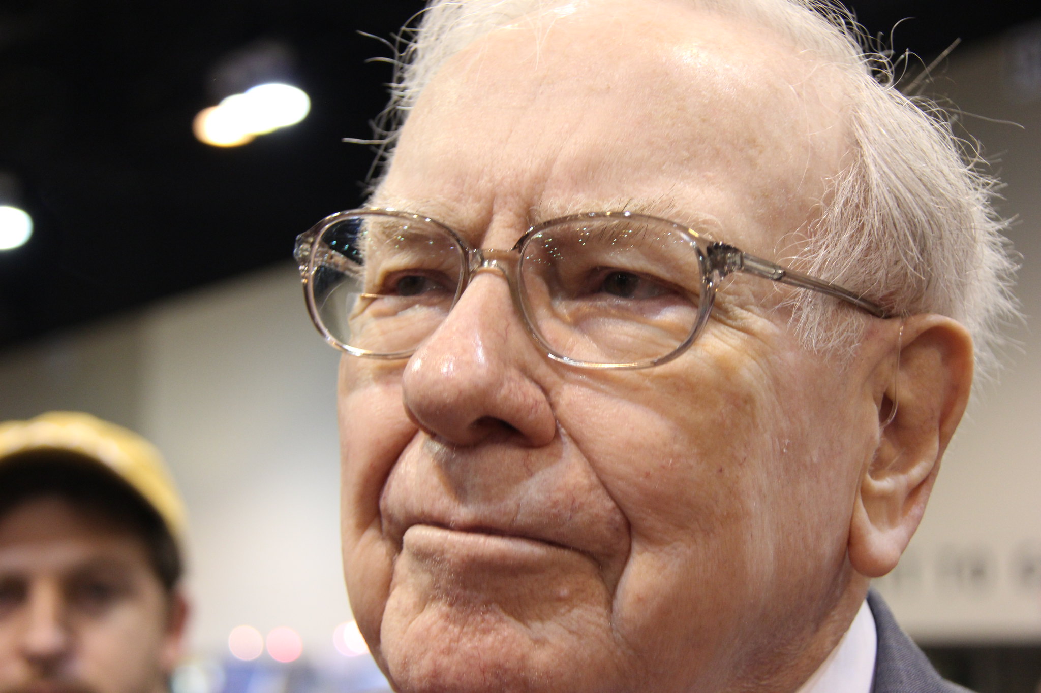 Billionaire Warren Buffett Sold 41% of Berkshire's Stake in Bank of America and Has Piled Into a Cyclical Company Whose Shares Have Soared 42,400% Since Its IPO